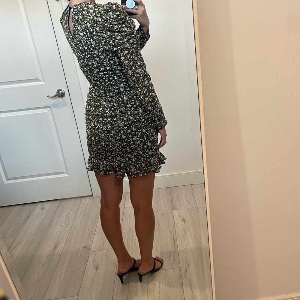 ASTR Ruched Mini Dress - Picture 9 of 16